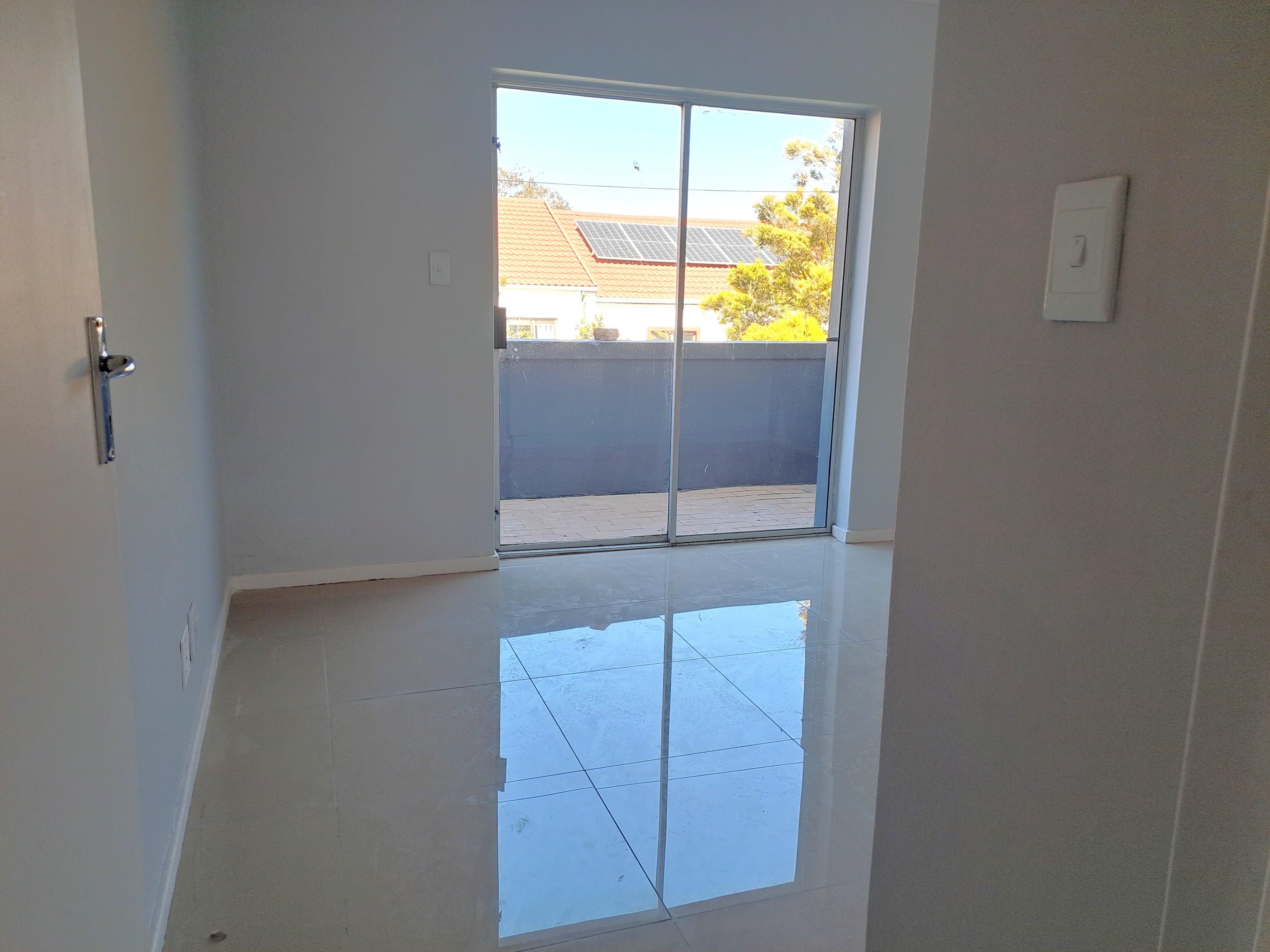 To Let 2 Bedroom Property for Rent in Anchorage Park Western Cape